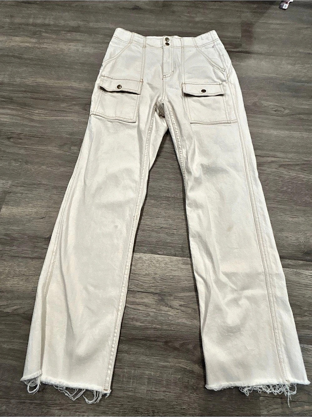 Pilcro Wide Leg Cargo Jeans in White